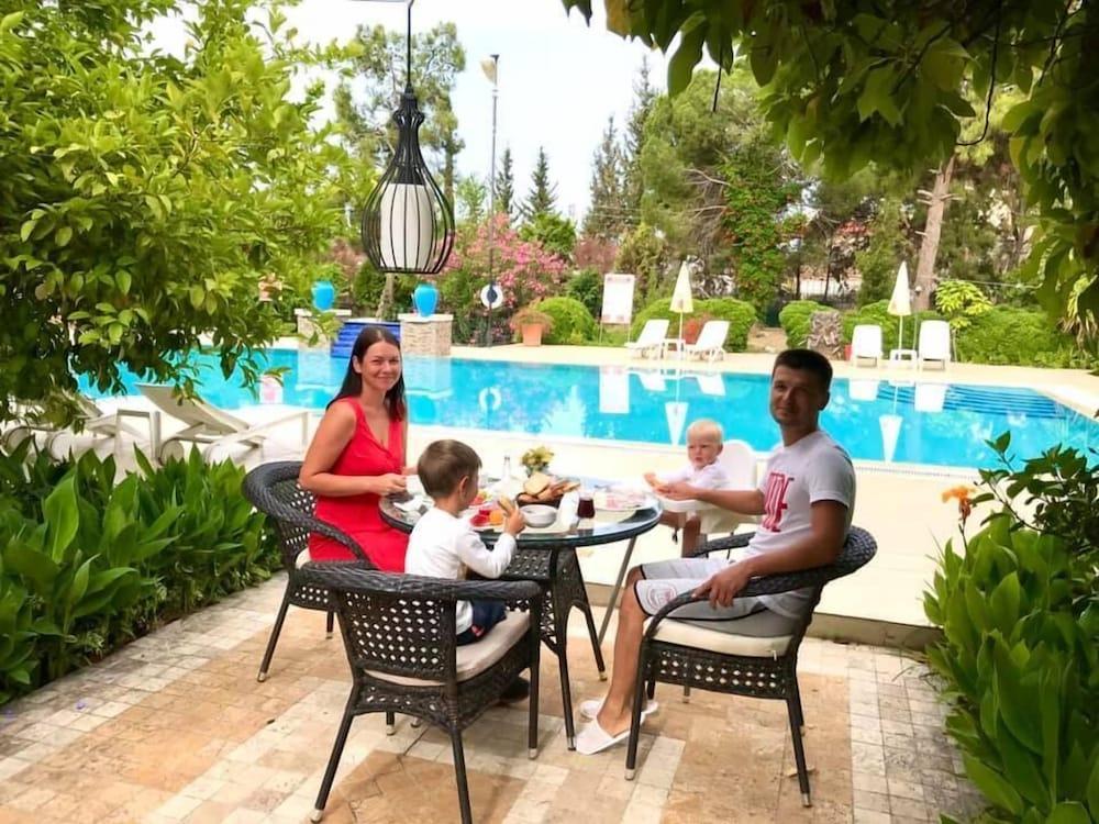 Akkent Garden Hotel Fethiye Bagian luar foto